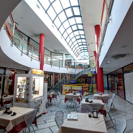 Hotel Express Aosta East Pollein Exterior photo
