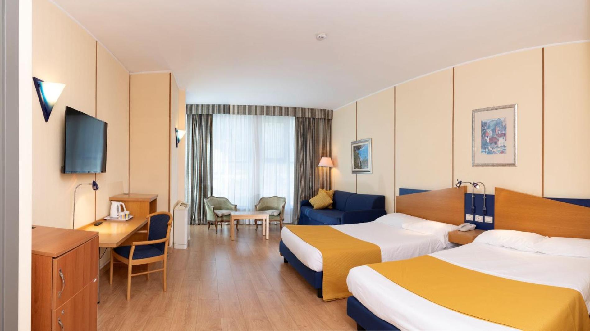 Hotel Express Aosta East Pollein Exterior photo