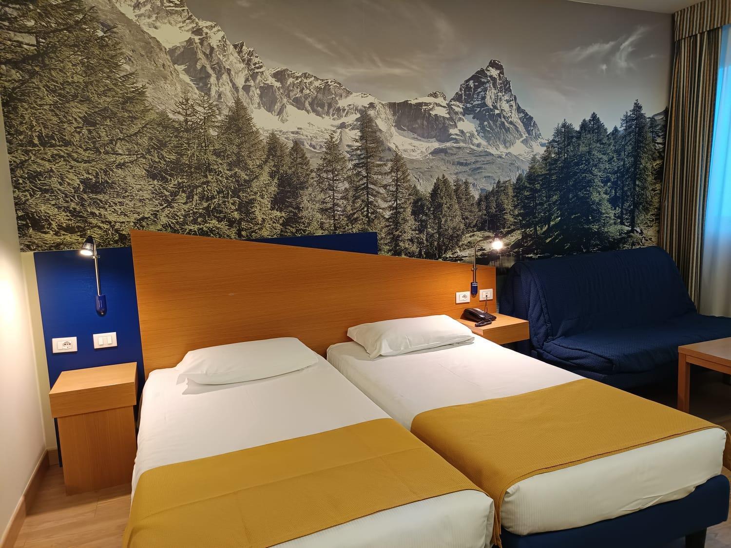 Hotel Express Aosta East Pollein Exterior photo