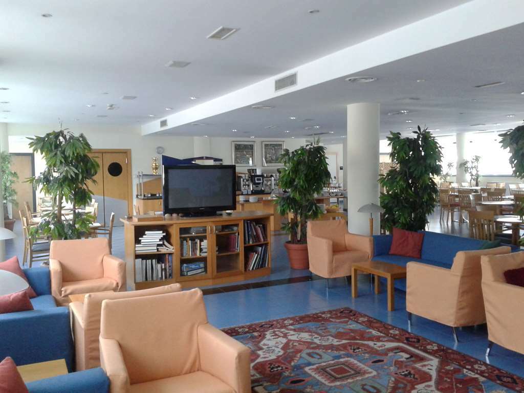 Hotel Express Aosta East Pollein Restaurant photo